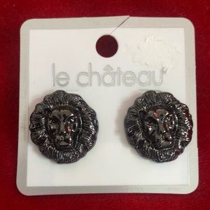 Brand new Le chateau earrings